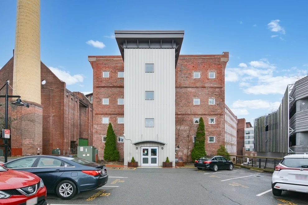 Unit for sale at 200 Market St, Lowell, MA 01852