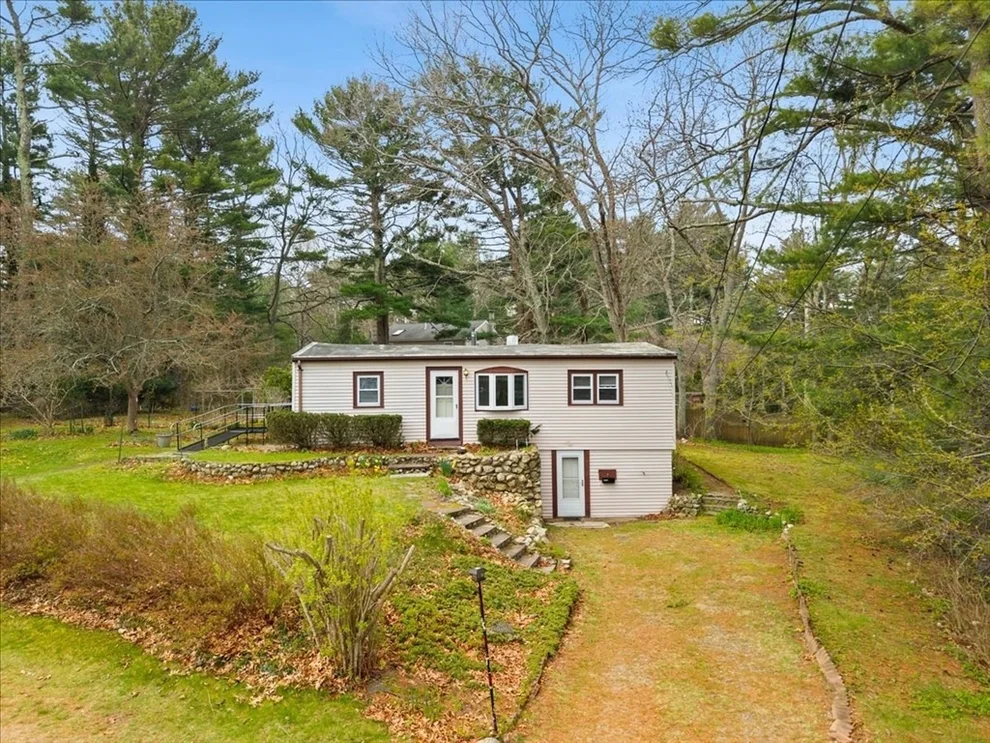Unit for sale at 1 Emond Ave, Kingston, MA 02364