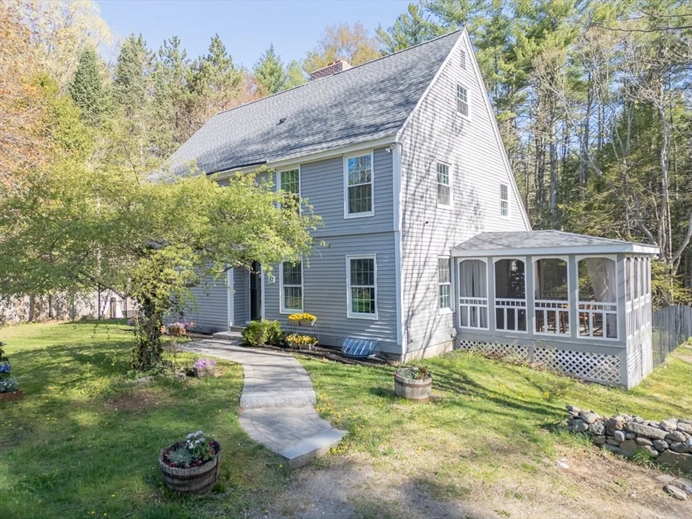 Unit for sale at 57 Heald St, Pepperell, MA 01463