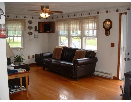 Unit for sale at 1 Friar Tuck Lane, Oxford, MA 01540