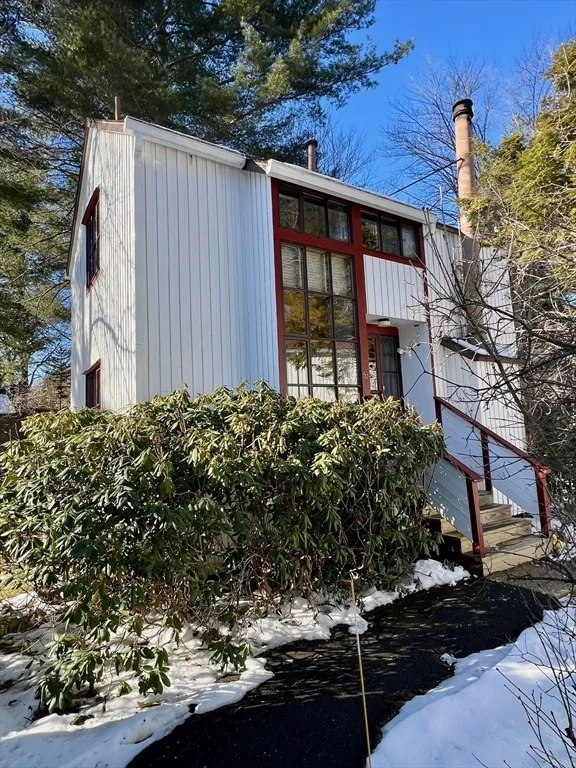 Unit for sale at 53 Pine Grv, Amherst, MA 01002