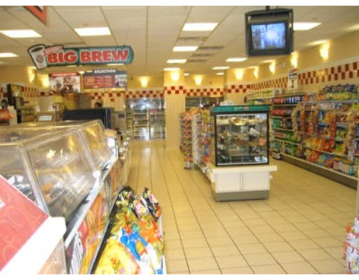 Unit for sale at 589 Massachusetts Avenue, Cambridge, MA 02139