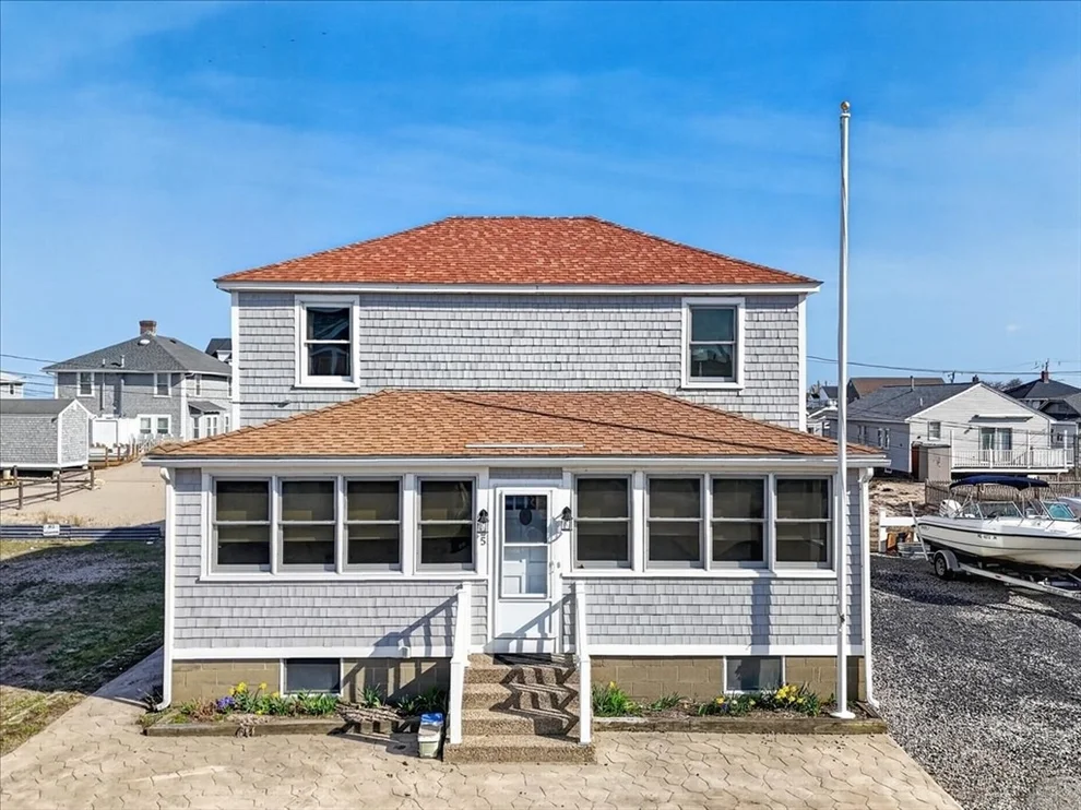 Unit for sale at 25 11th Rd, Marshfield, MA 02050