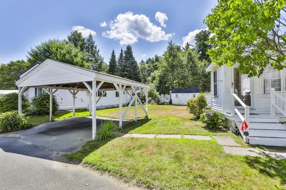 Unit for sale at 4 B St., Merrimac, MA 01860