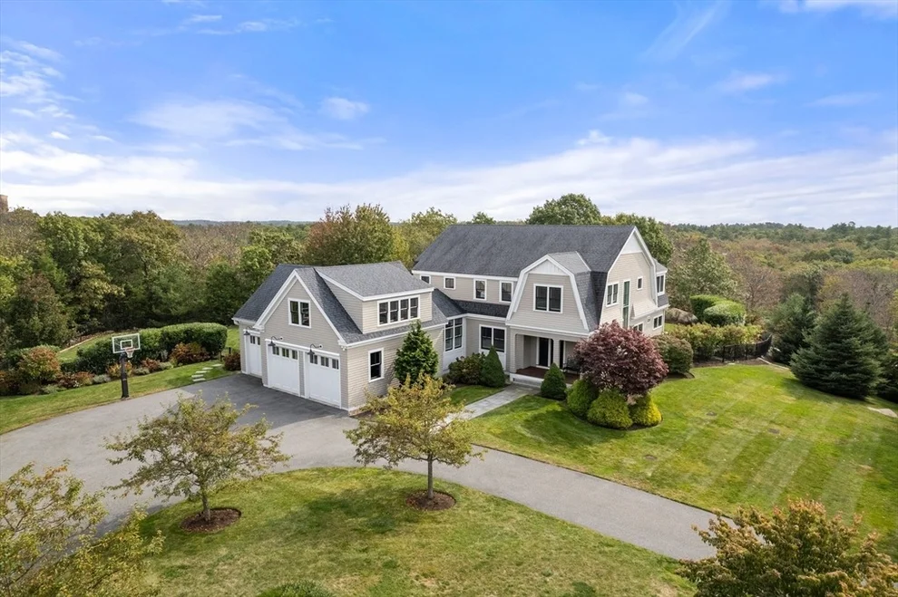 Unit for sale at 18 Crooked Lane, Manchester, MA 01944