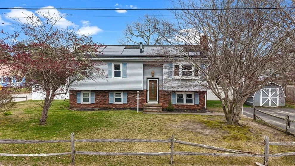Unit for sale at 51 Hideaway Ln, Wareham, MA 02538