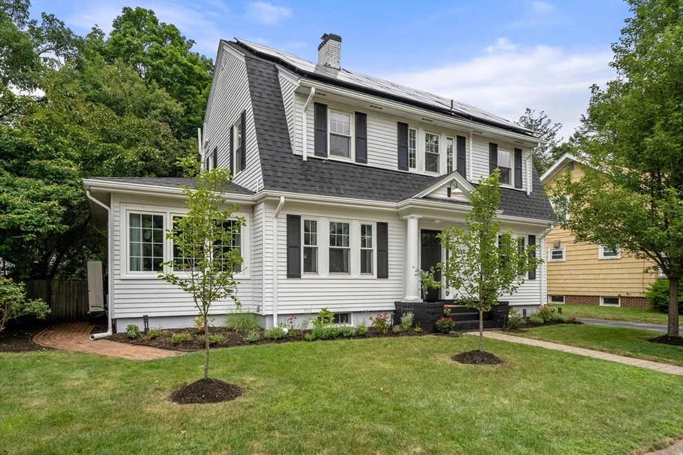 Unit for sale at 38 Upland Rd, Attleboro, MA 02703