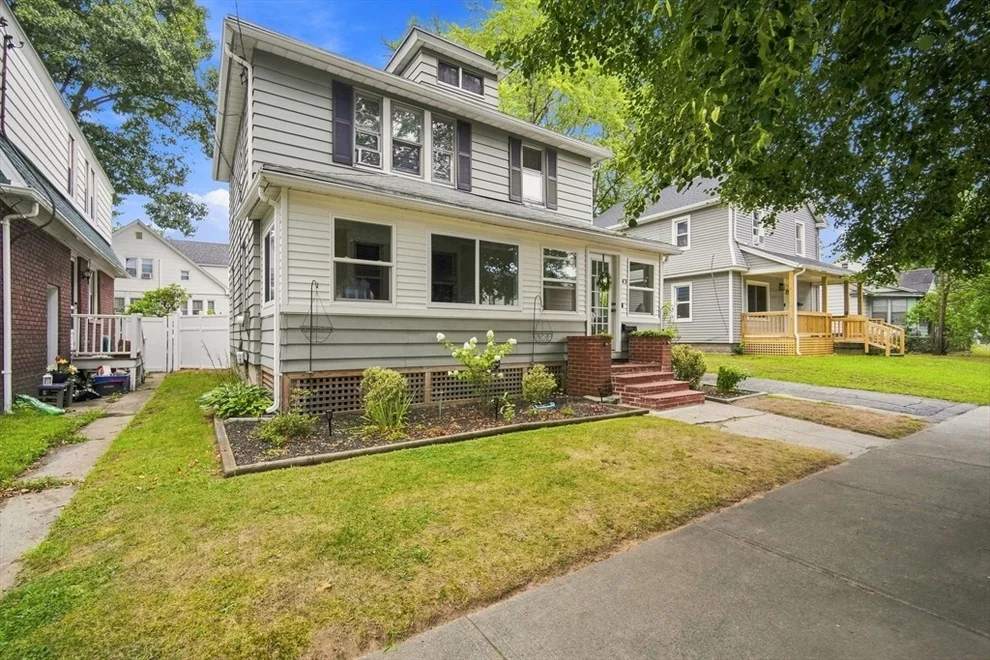 Unit for sale at 43 Corona St, Springfield, MA 01104