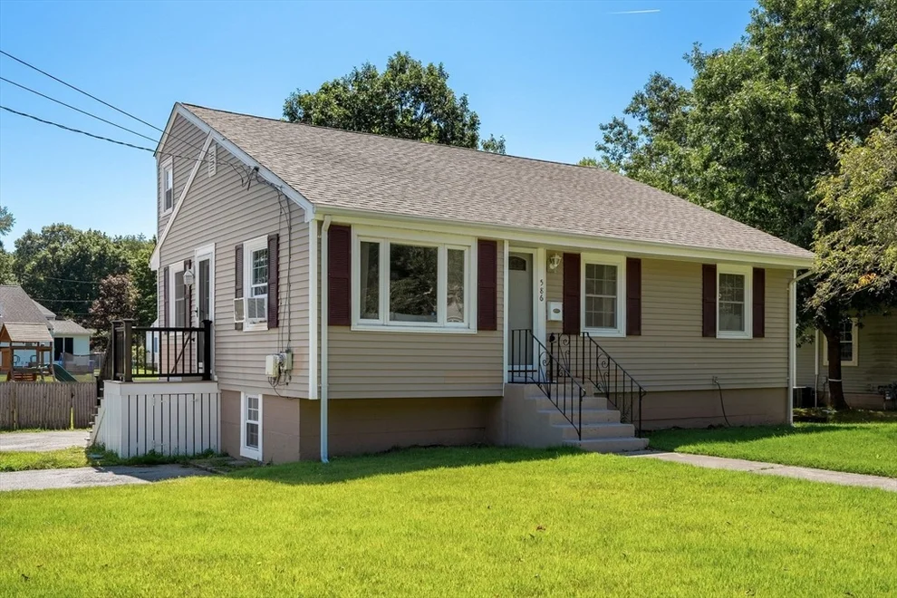 Unit for sale at 586 Salem Street, Rockland, MA 02370