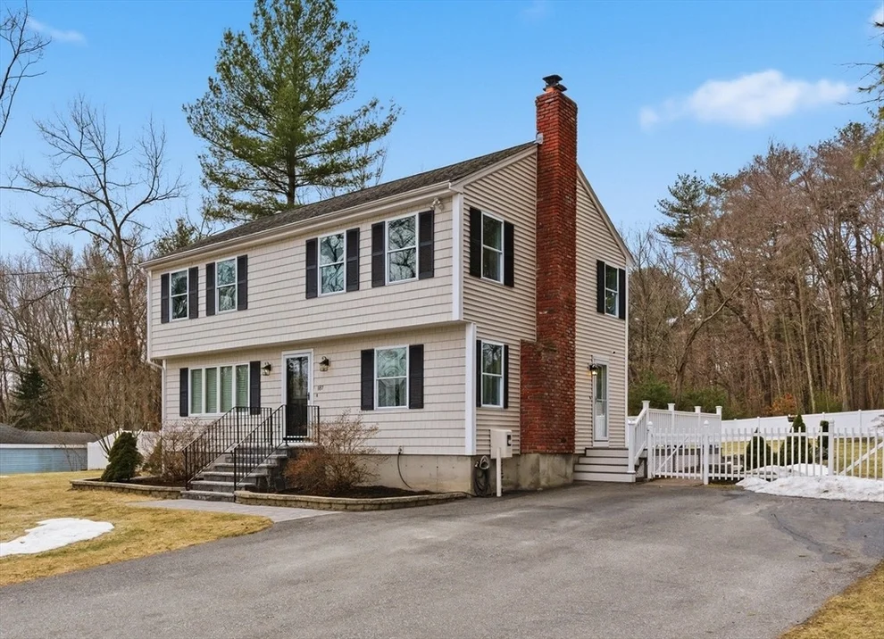 Unit for sale at 187 Pike Street, Tewksbury, MA 01876