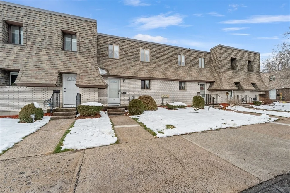 Unit for sale at 198 Beekman Drive, Agawam, MA 01001