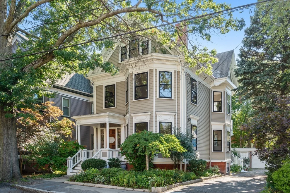 Unit for sale at 32 Fayette Street, Cambridge, MA 02139