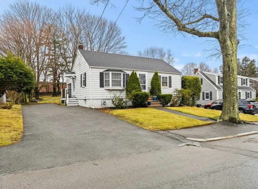 Unit for sale at 72 Village Street, Marblehead, MA 01945