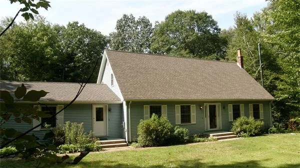 Unit for sale at 329 New Boston Rd, Sturbridge, MA 01566