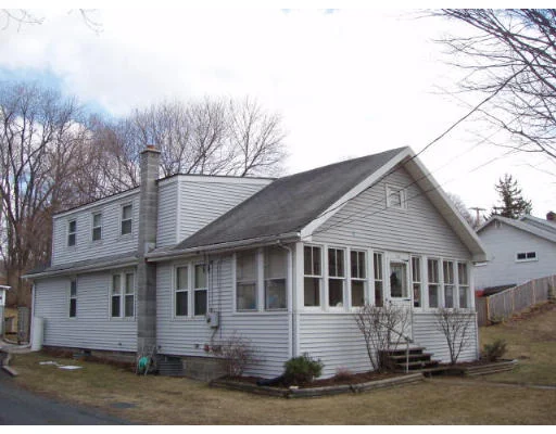 Unit for sale at 122 Huntington Rd, Russell, MA 01071