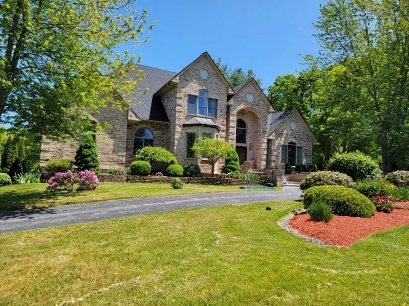 Unit for sale at 48 Laurie Ln, Swansea, MA 02777