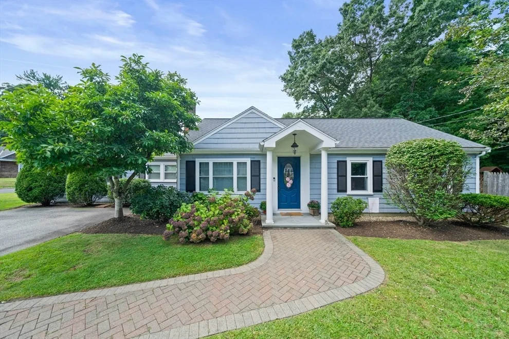 Unit for sale at 54 Birchcroft Rd, Canton, MA 02021