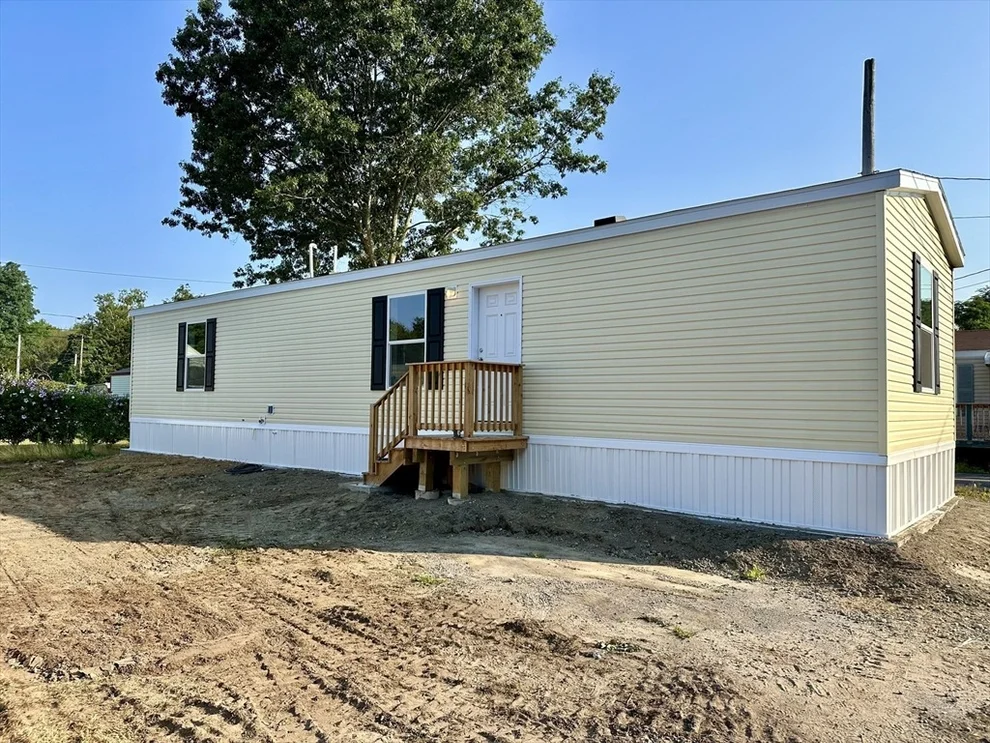 Unit for sale at 9 Abbey Lane, Taunton, MA 02780