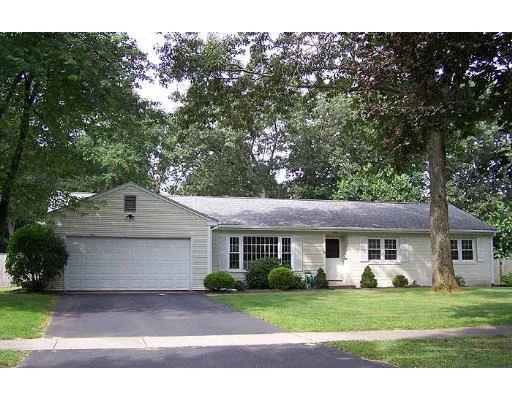Unit for sale at 30 Inverness Lane, Longmeadow, MA 01106