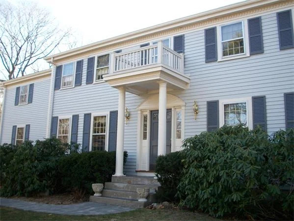 Unit for sale at 35 Rolling Ln, Dover, MA 02030