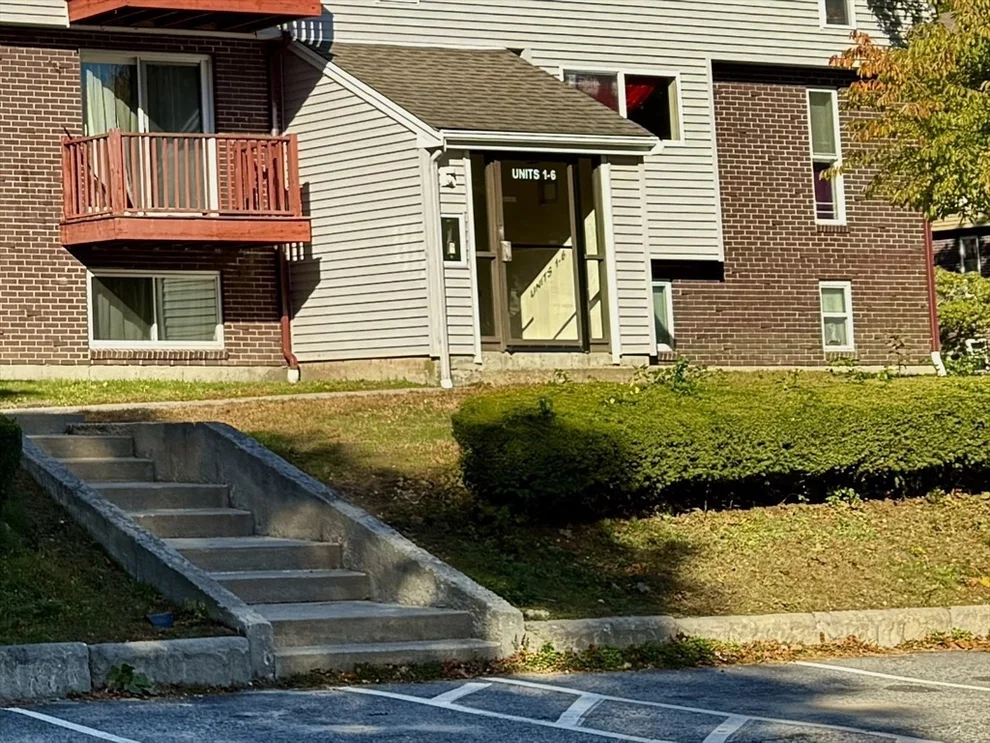 Unit for sale at 2 Tideview Path, Plymouth, MA 02360