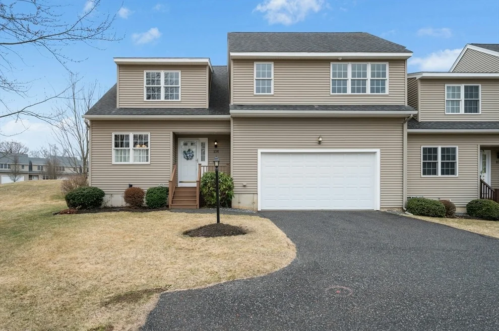 Unit for sale at 106 Ariel Cir, Sutton, MA 01590