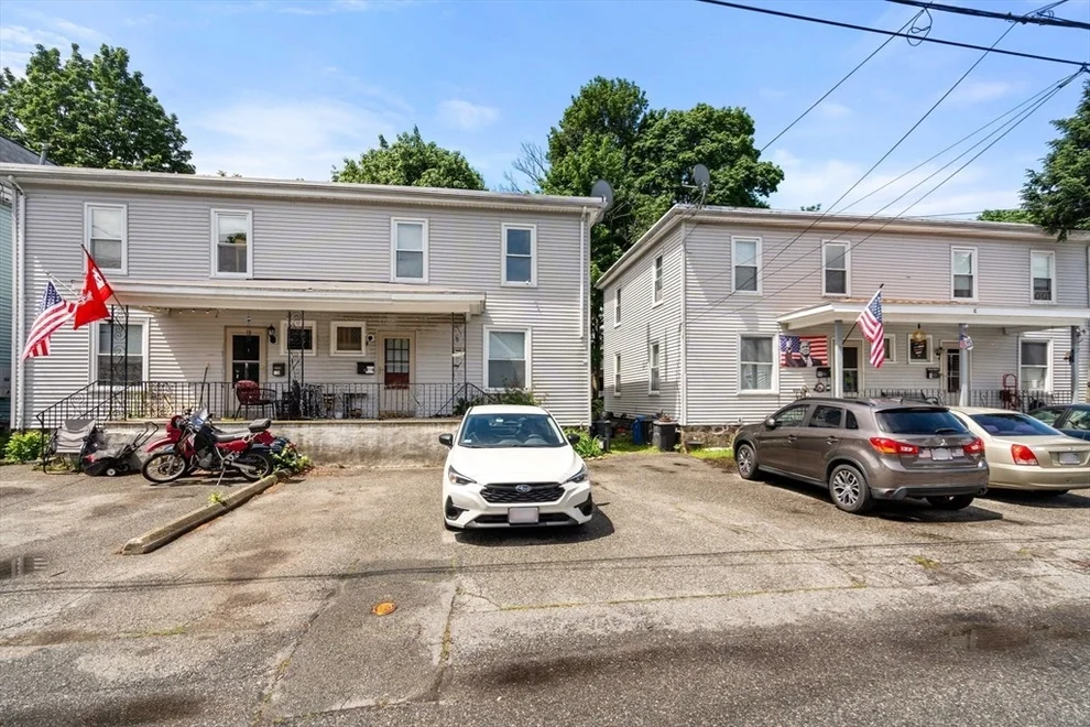 Unit for sale at 9-15 Maple St, Saugus, MA 01906