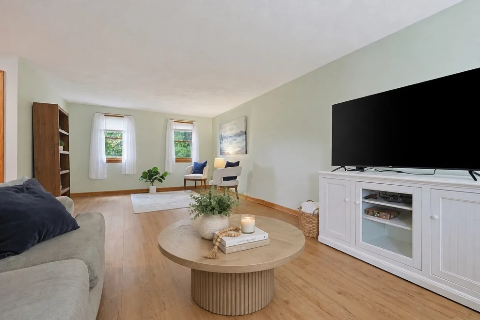Unit for sale at 320 North St, Tewksbury, MA 01876