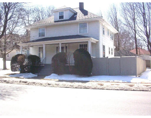 Unit for sale at 19 Thomas E Burgin Pkwy, Quincy, MA 02169