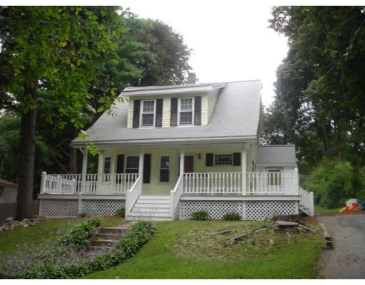 Unit for sale at 6 Walnut St., Auburn, MA 01501