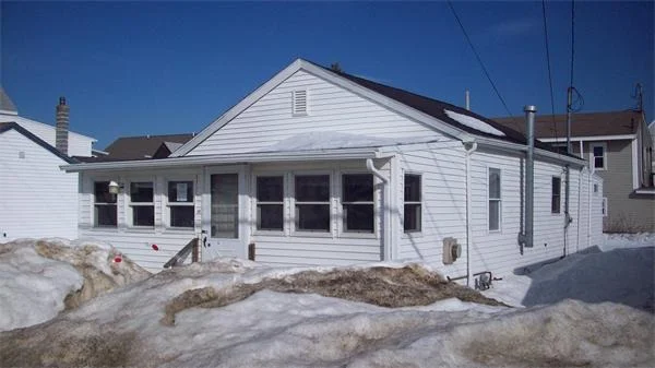 Unit for sale at 107 Cable Ave, Salisbury, MA 01952