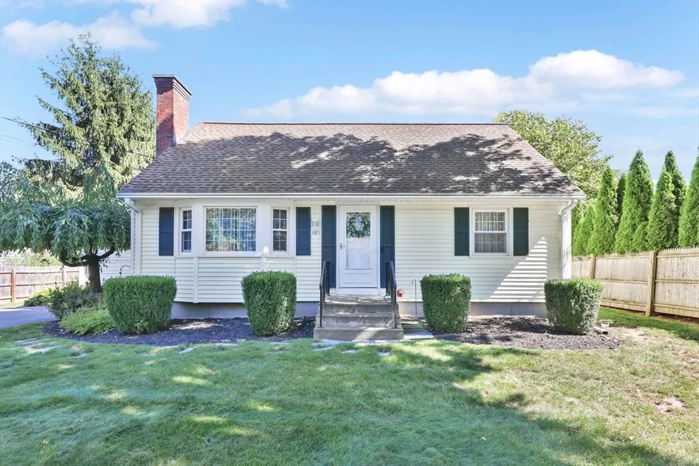 Unit for sale at 123 Belknap Ave, West Springfield, MA 01089