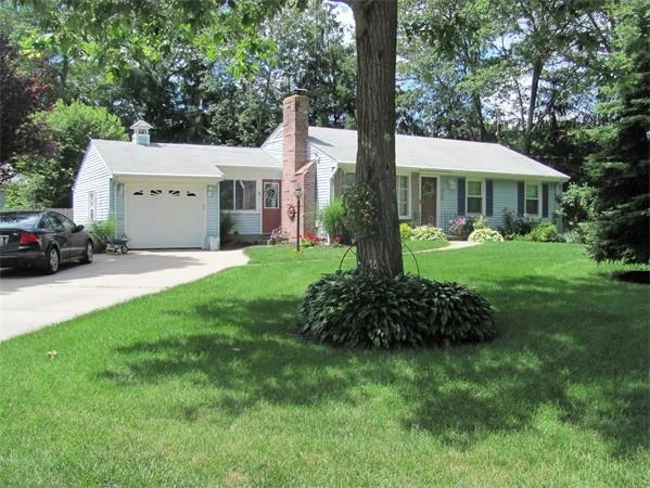 Unit for sale at 3 Austin Dr, Cumberland, RI 02864