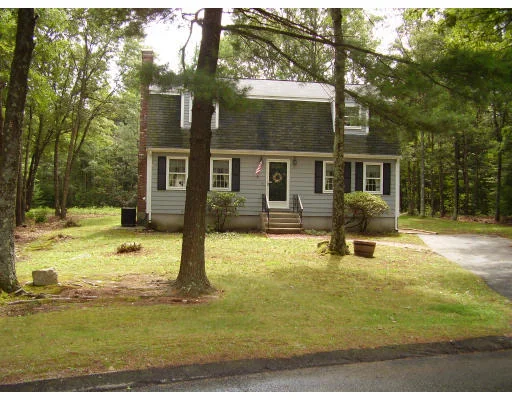 Unit for sale at 23 Nectar Rd, Walpole, MA 02081