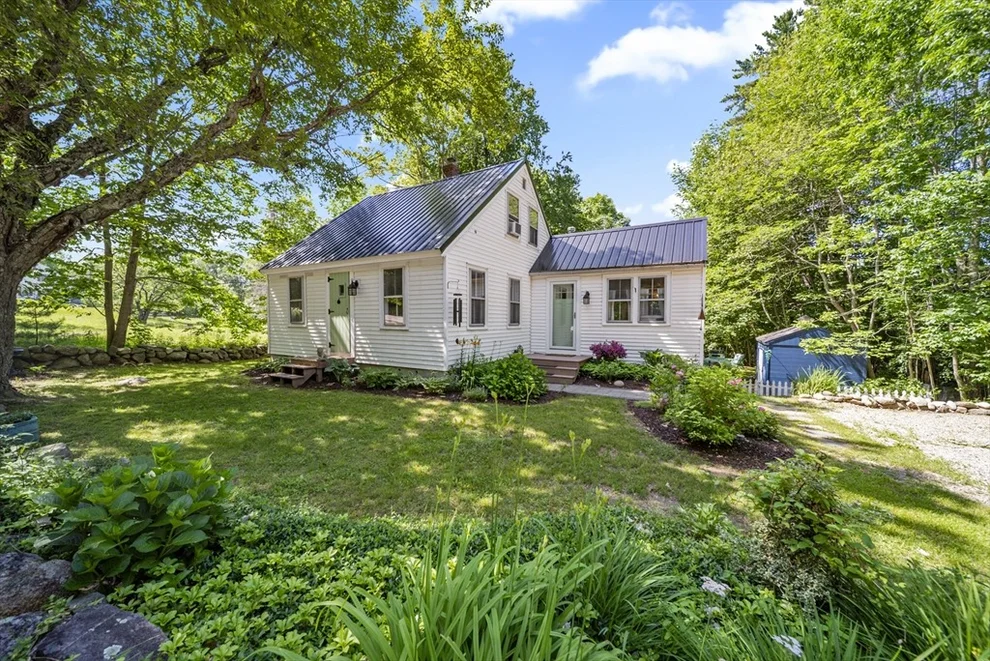 Unit for sale at 585 Governor Wentworth Highway, Wolfeboro, NH 03894