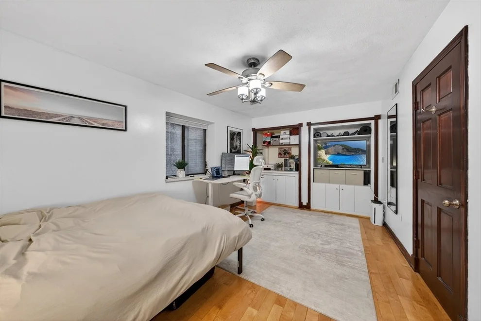 Unit for sale at 8 Wiget St, Boston, MA 02113