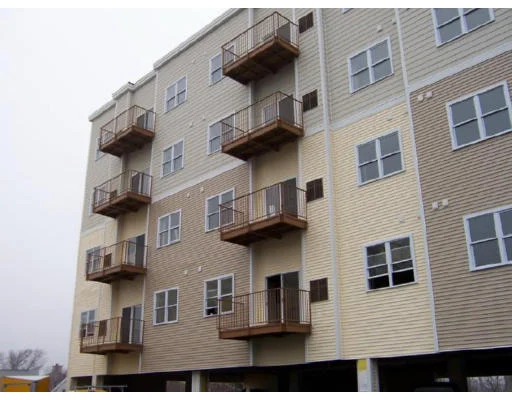 Unit for sale at 84 Aborn St, Peabody, MA 01960