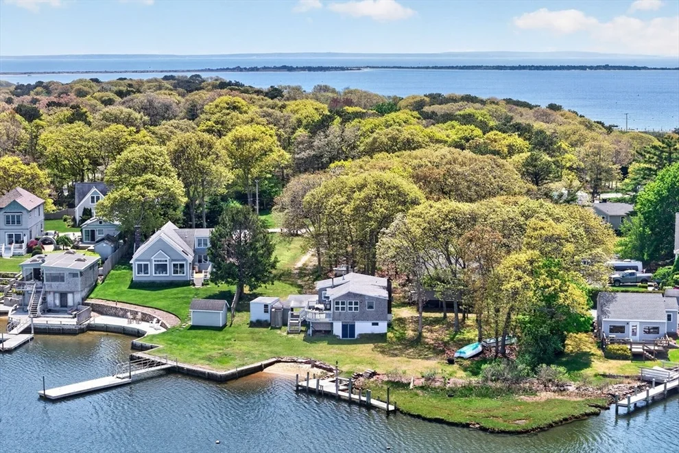 Unit for sale at 11 Clamshell Ln, Mashpee, MA 02649
