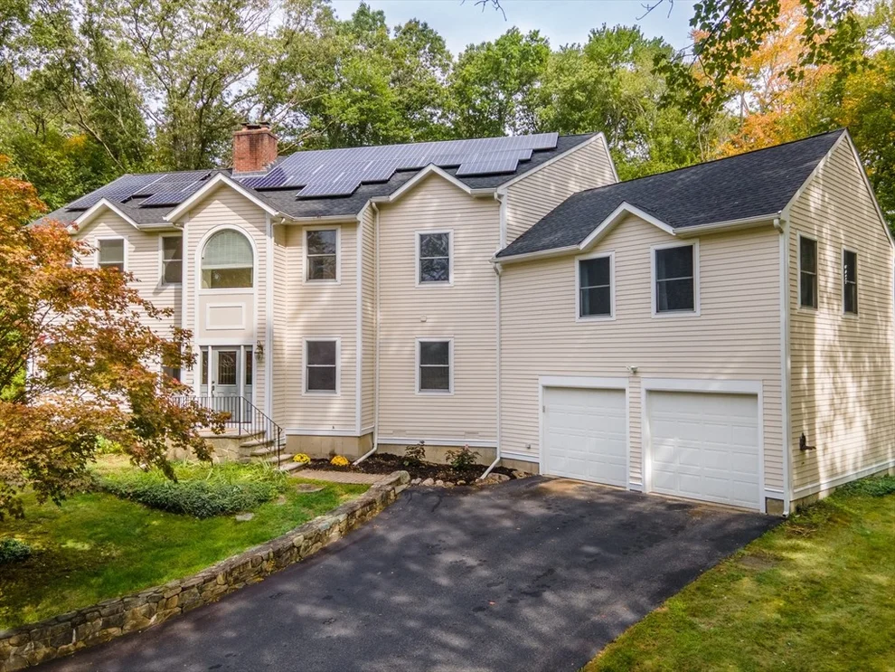 Unit for sale at 11 Parsons Way, Natick, MA 01760