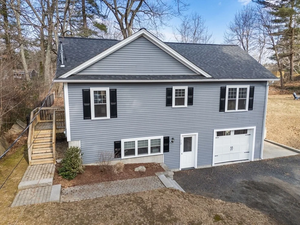 Unit for sale at 117 Drake Ln, East Brookfield, MA 01515