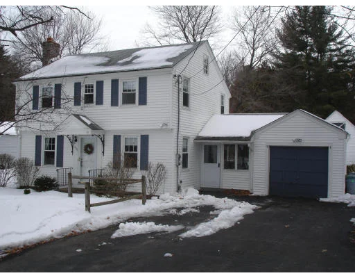 Unit for sale at 506 Amherst Road, South Hadley, MA 01075