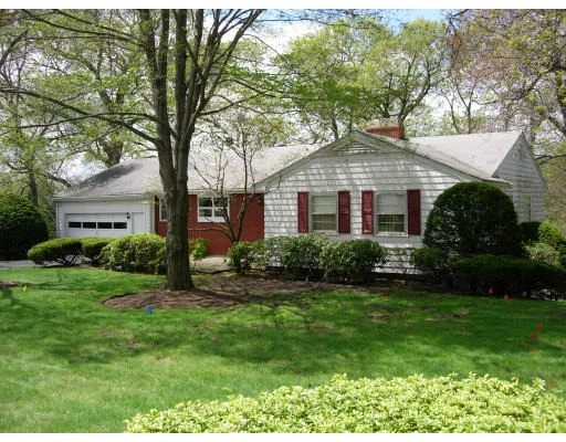 Unit for sale at 76 Stony Brook Rd, Belmont, MA 02478