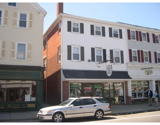 Unit for sale at 46 Court Street, Plymouth, MA 02360