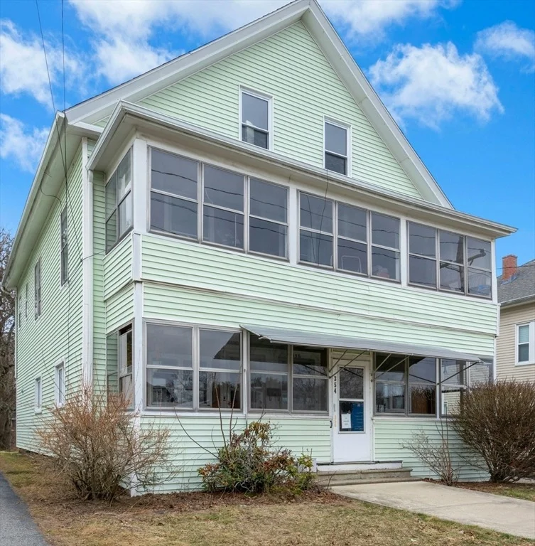 Unit for sale at 354-356 Water Street, Clinton, MA 01510