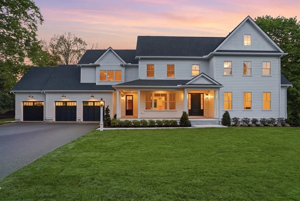 Unit for sale at 14 Thoreau Road, Lexington, MA 02420