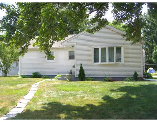Unit for sale at 34 Jonquil Dr, Springfield, MA 01119