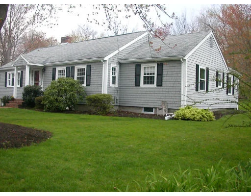 Unit for sale at 11 Westwind Rd, Andover, MA 01810