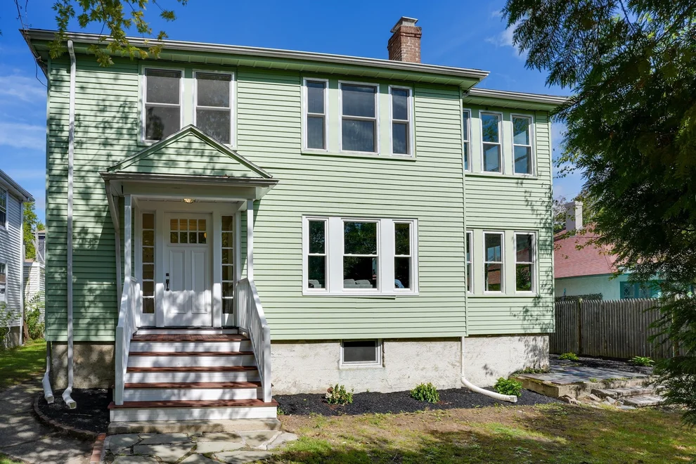 Unit for sale at 330-332 Charles River Rd, Watertown, MA 02472