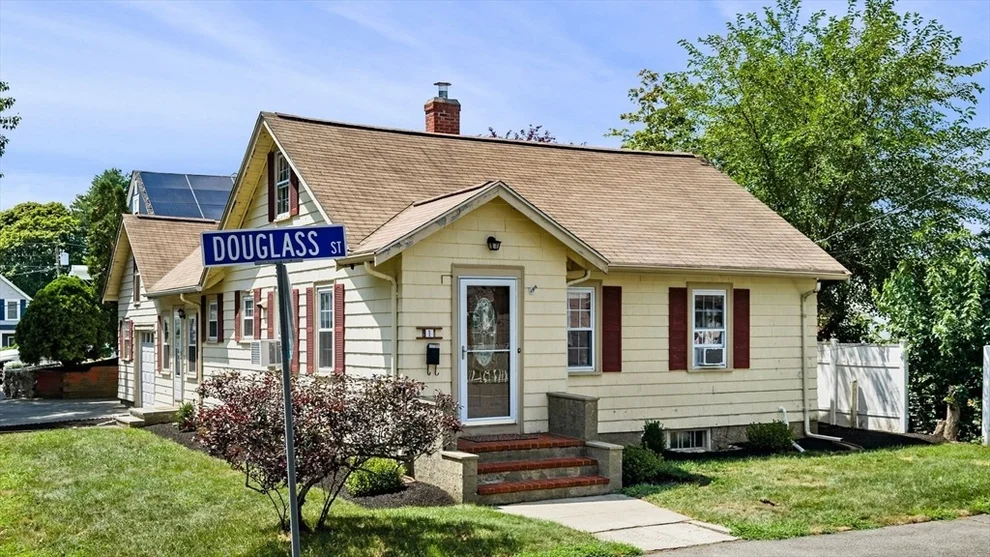Unit for sale at 1 Douglass St, Lynn, MA 01904