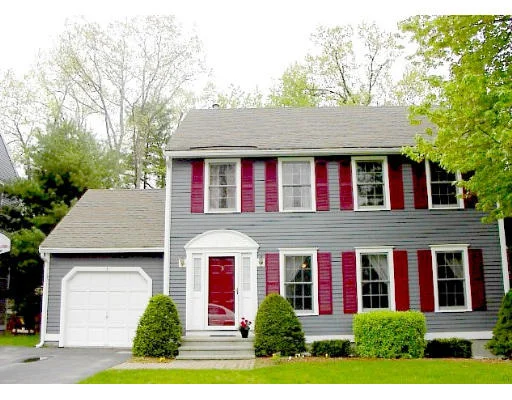 Unit for sale at 3 Stonegate Road, Chelmsford, MA 01824